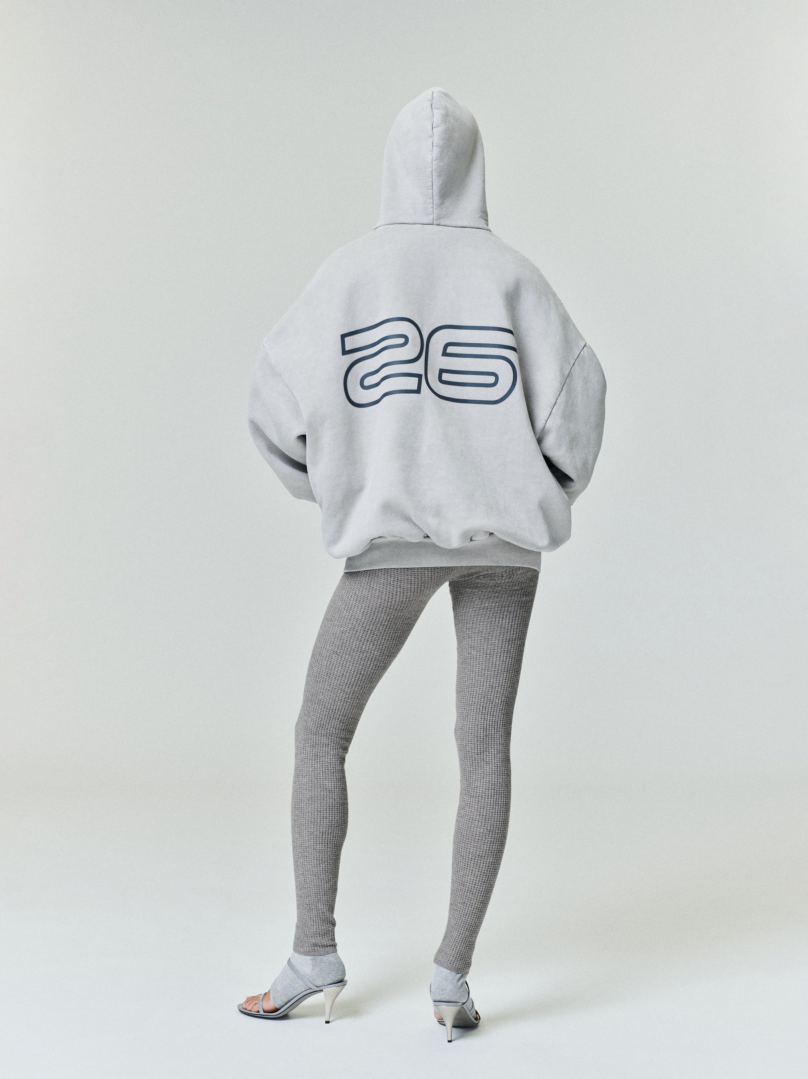 Heavy Fleece 90s Hoodie